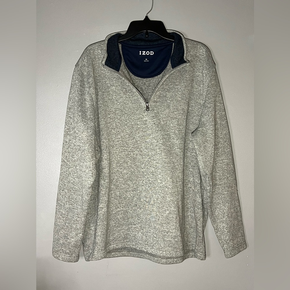 Izod - Men Gray Quarter zip